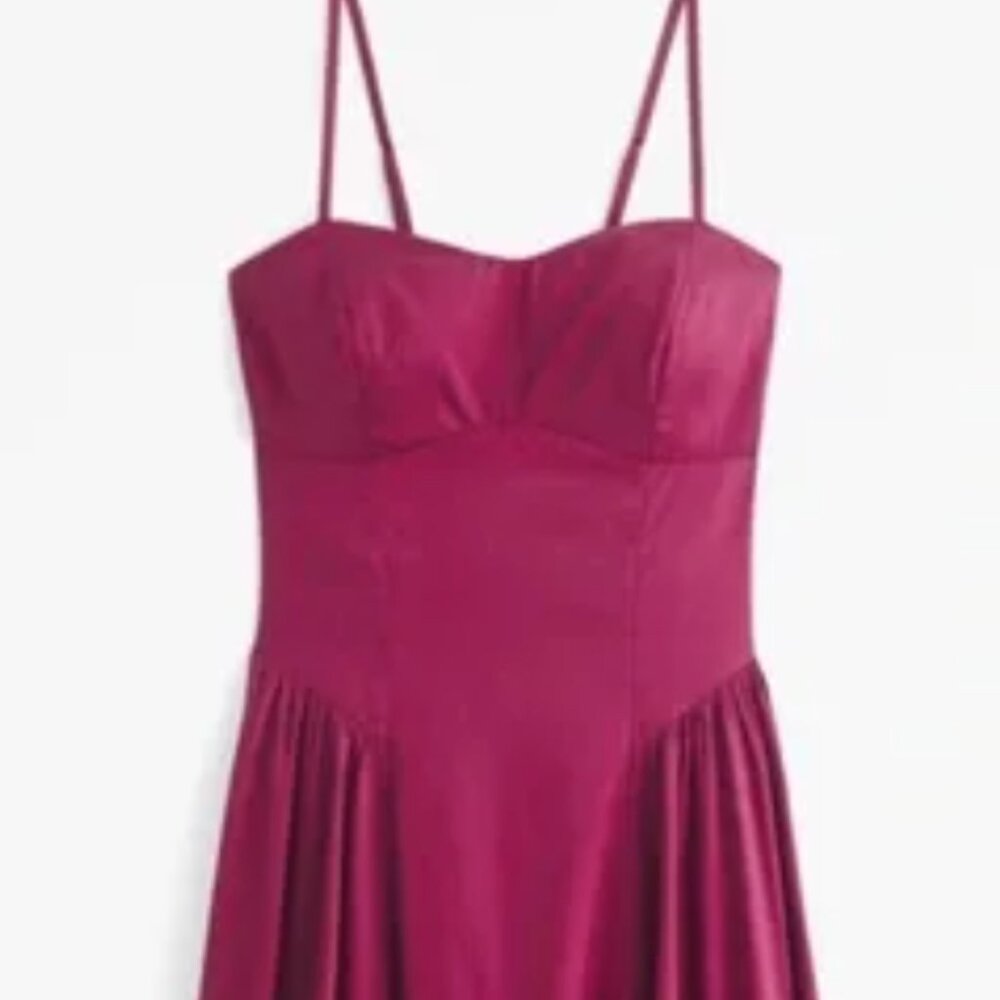 LAST CALL 6/27 A&F Dipped-Waist Sweetheart Maxi Dress